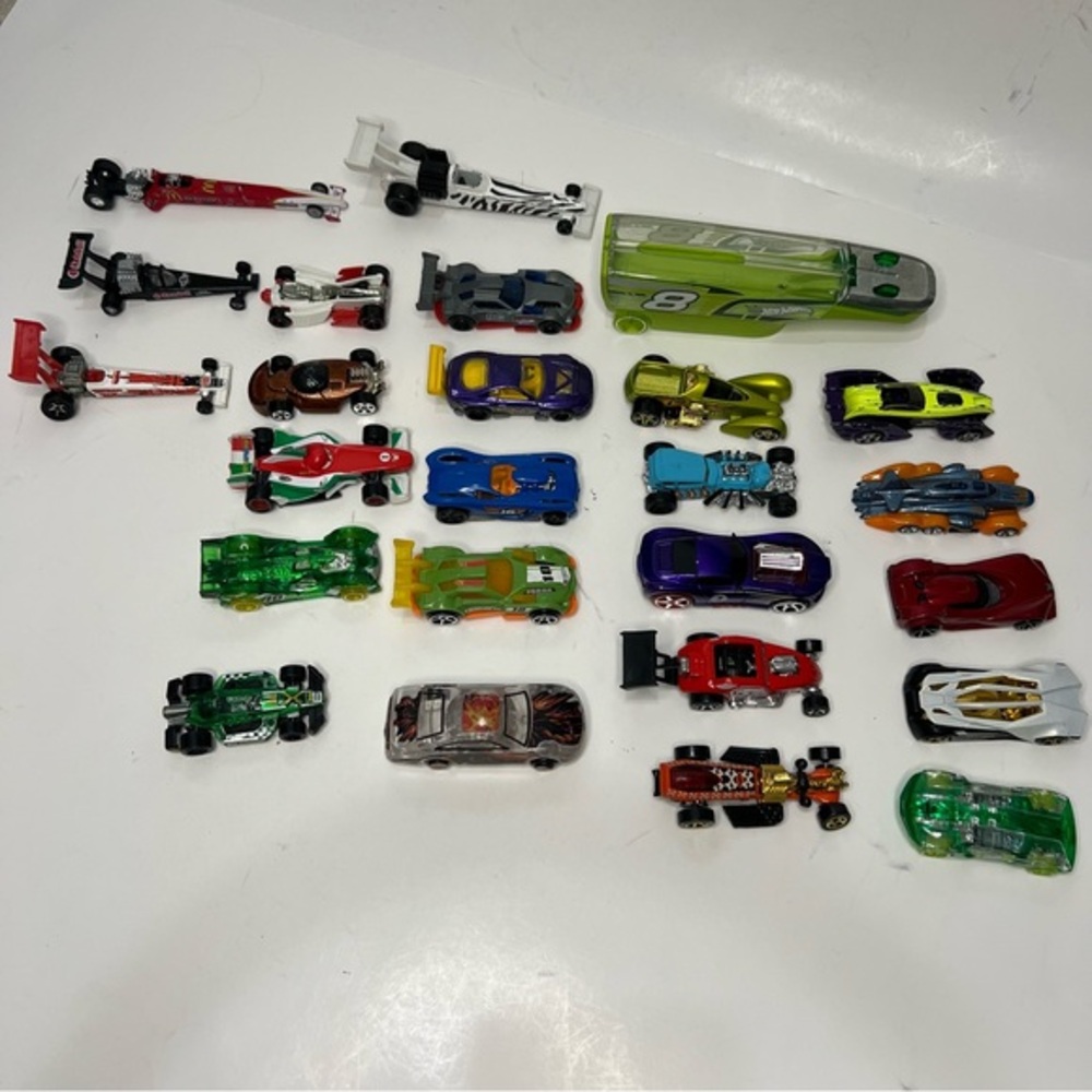 Lot of 24 Hot Wheels & Misc Hot Rods, Racing Cars, Muscle Cars & Carrier Bundle